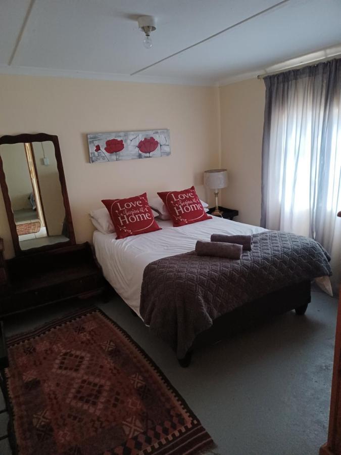 De Hoop Guest Farm Apartment Beaufort West Exterior photo